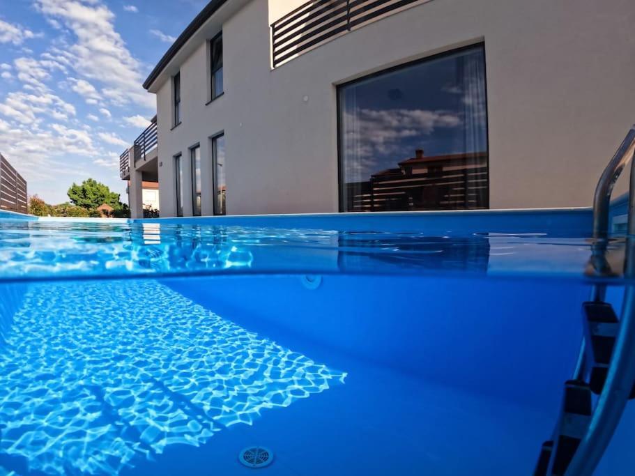Marcante - Designer, Romantic Pool View Suite Poreč Kültér fotó